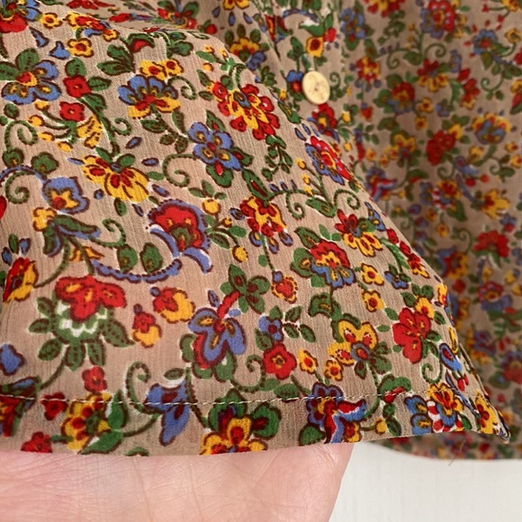 Vintage Floral Blouse - Picture 2 of 6